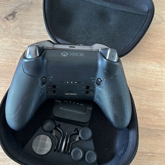 Elite Series 2 Wireless Controller for Xbox - Picture 6 of 6